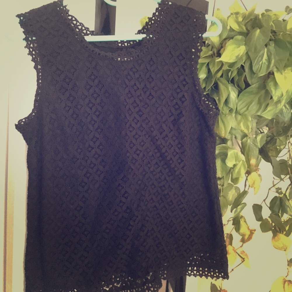 Black lacy sleeveless top